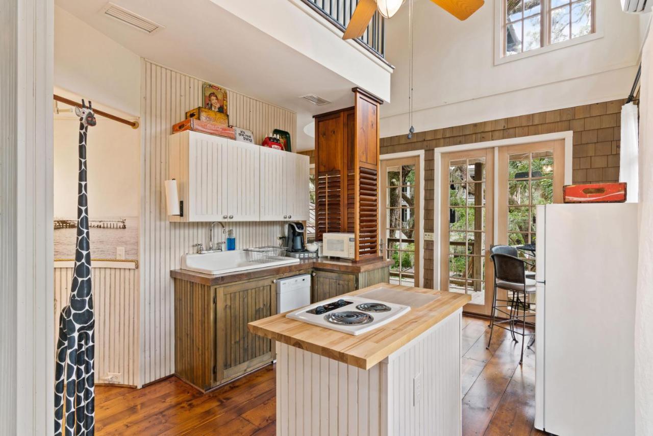The Treehouse - 116 Florence Street St. Simons Island Exterior photo